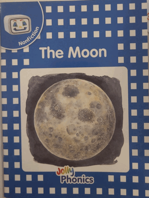 THE MOON (TEXTO INGLÉS)