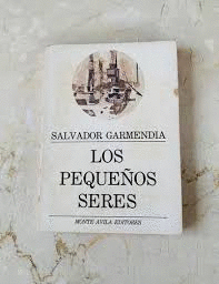 LOS PEQUEÑOS SERES (HOJAS AMARILLENTAS)