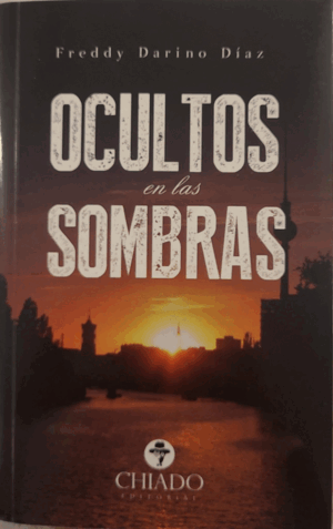 0CULTOS EN LAS SOMBRAS (DEDICADO POR EL AUTOR)